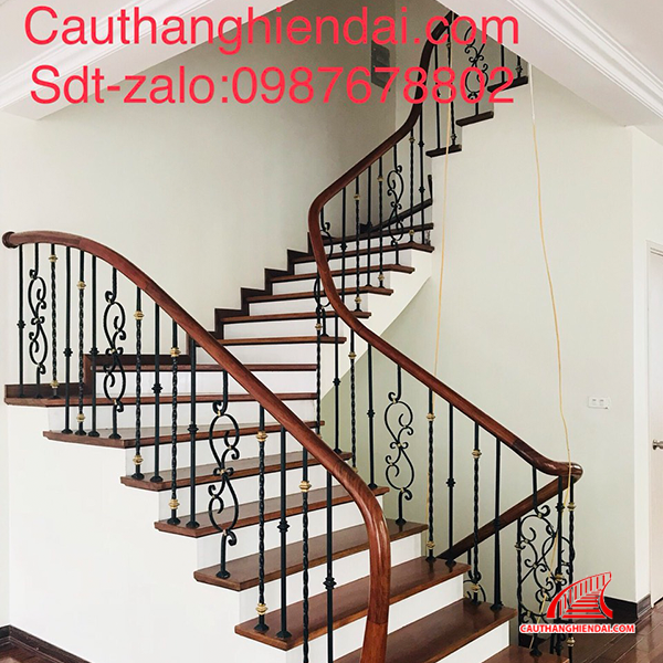 Cầu thang sắt nghệ thuật 52