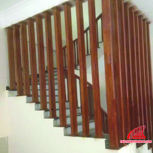 Cột gỗ trang trí 01