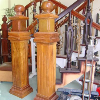 Trụ cầu thang m7