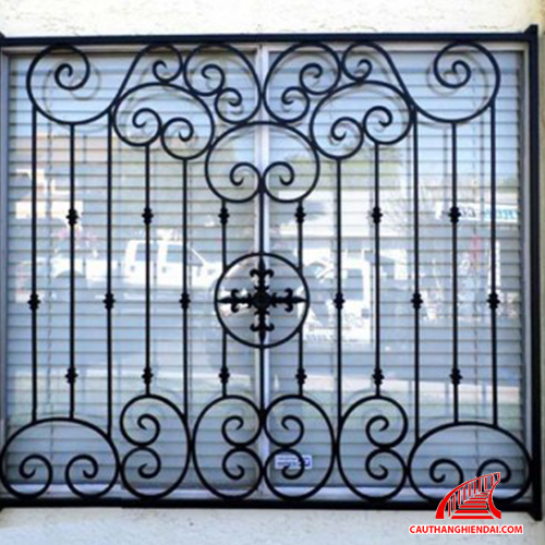Hoa sắt nghệ thuật 06