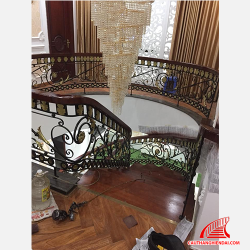Cầu thang sắt nghệ thuật 26